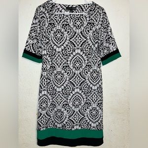 Madison Leigh Women Size 10 Dress B&W Floral Bright Green & Black Hem/Cuff